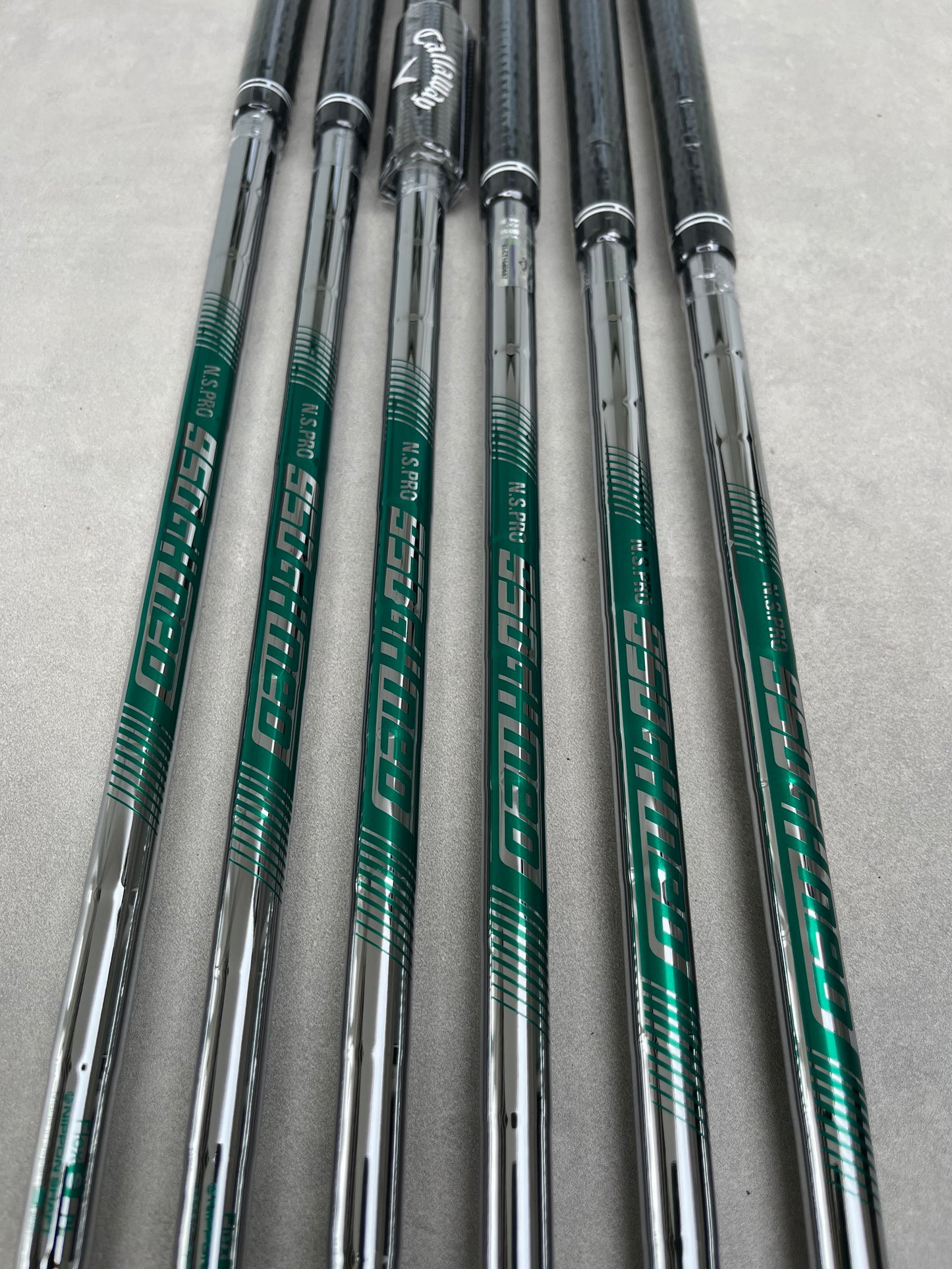Callaway Apex Ai300 Iron Set — 5-PW NS Pro 950GH Neo (Stiff)