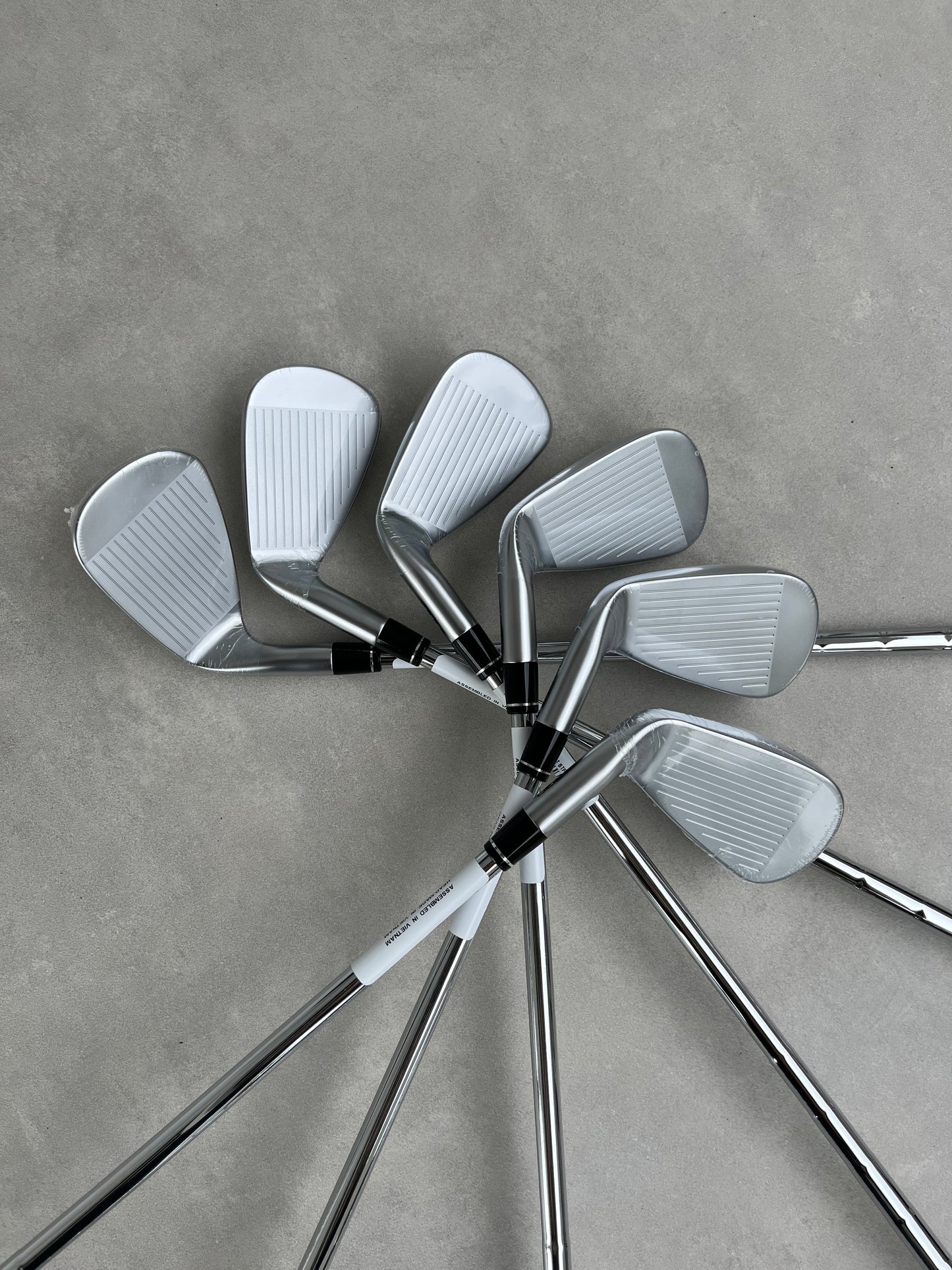 Callaway Apex Ai300 Iron Set — 5-PW NS Pro 950GH Neo (Stiff)