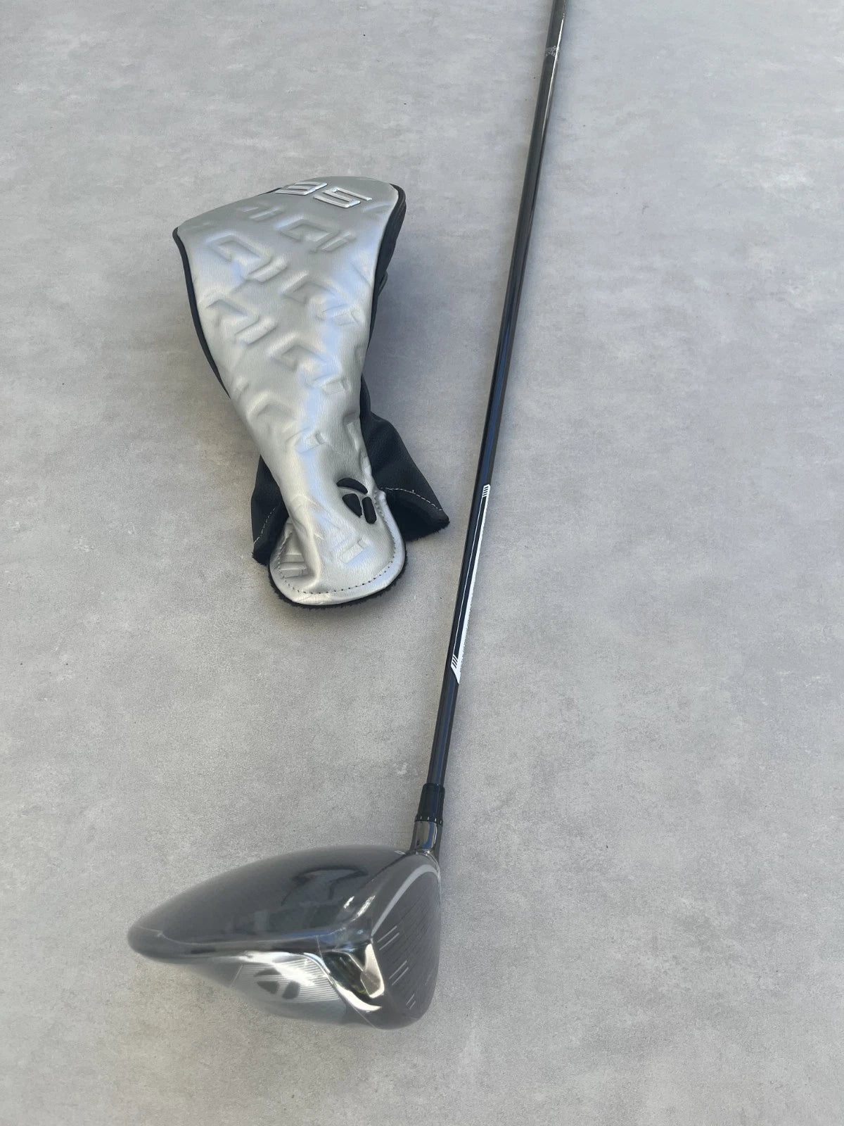 TaylorMade Qi35 Max Driver — 10.5° (Diamana TM50 Stiff)